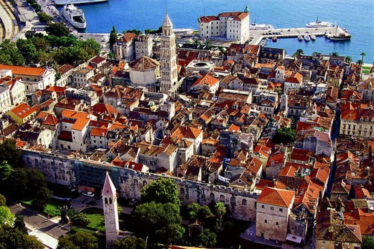 Luxury Apts Leone Split Centre Экстерьер фото