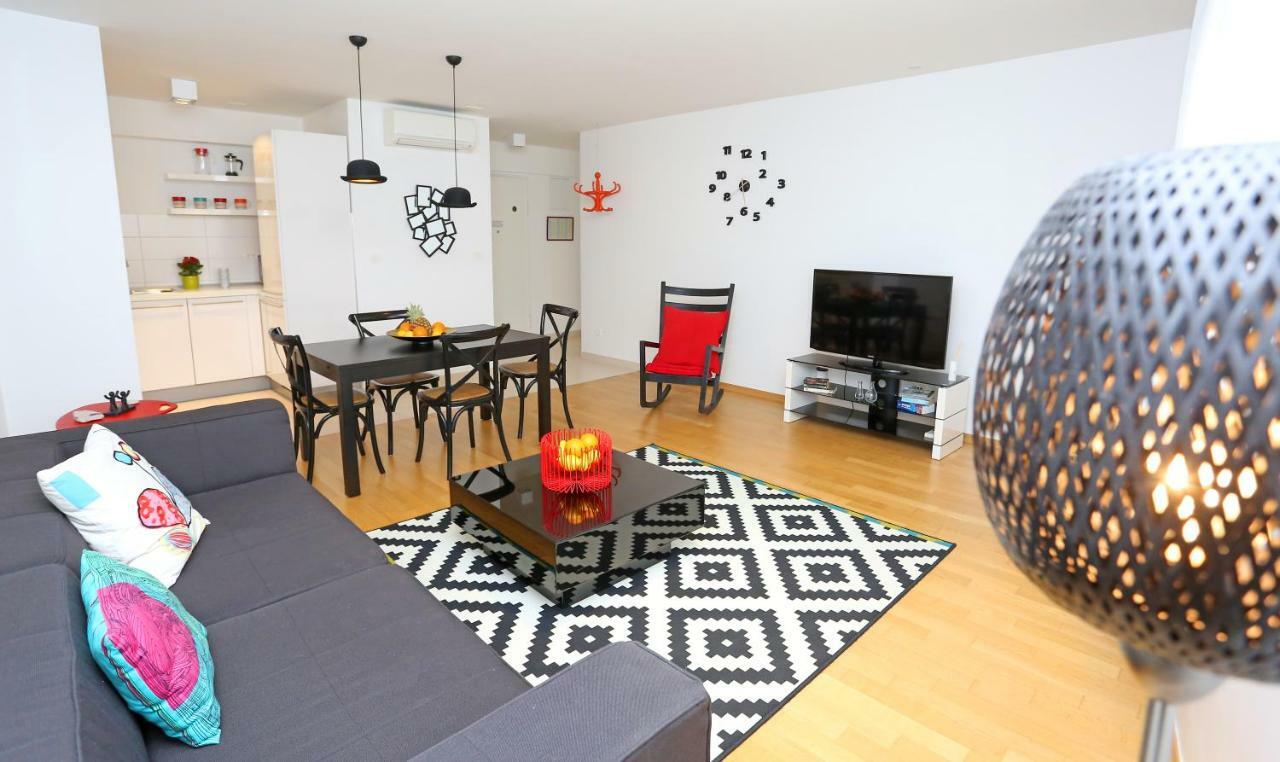 Luxury Apts Leone Split Centre Экстерьер фото